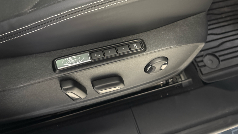 Ford Capri 125kW Premium 52kWh 5dr Auto Electric Estate